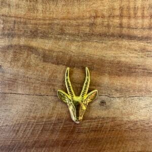 شعار رأس الغزال ذهبي